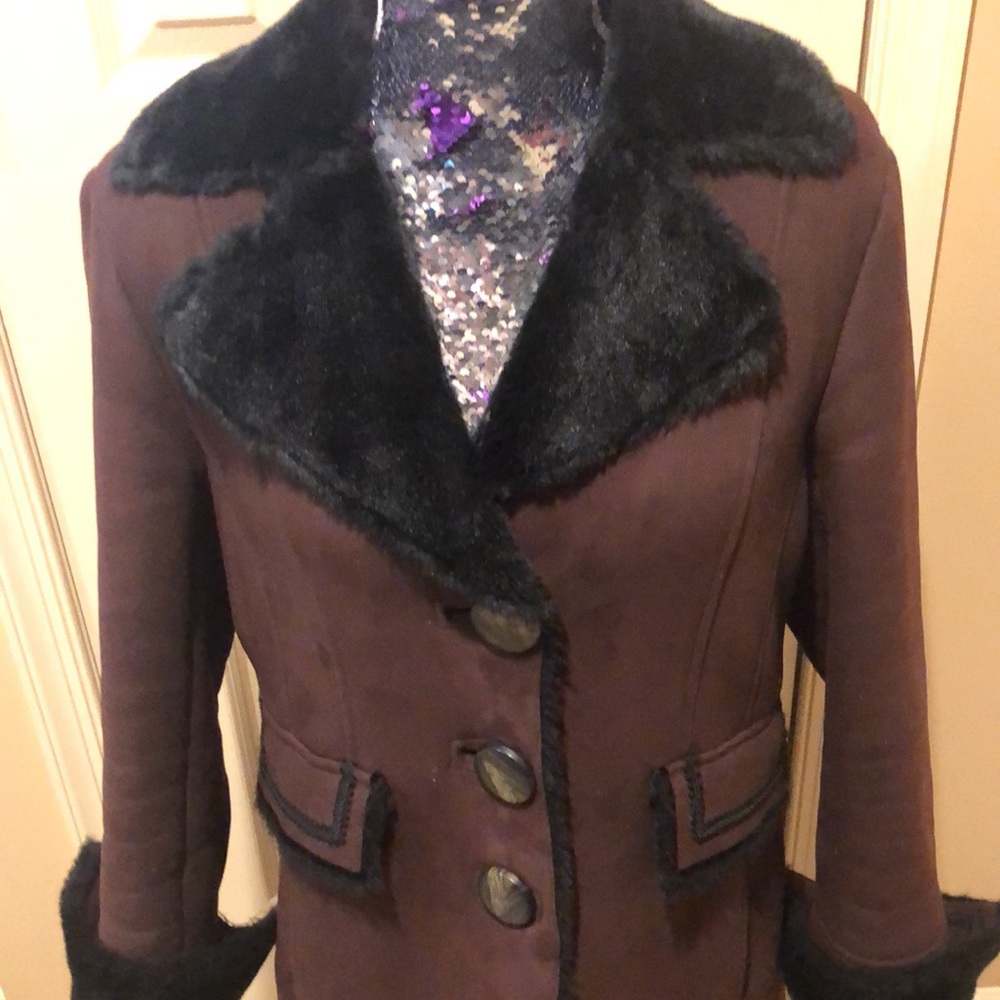 Coat - Picture 3 of 7